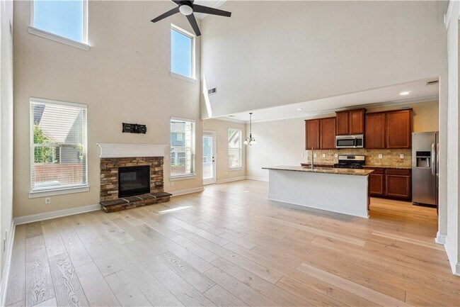 Photo - 5145 Rialto Way