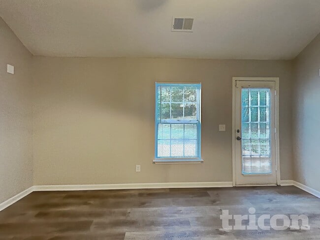 Photo - 17 Black St