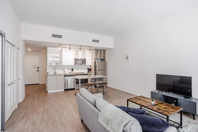 Photo - 9-JAN-JAN E 4th St Unit ID1222847P