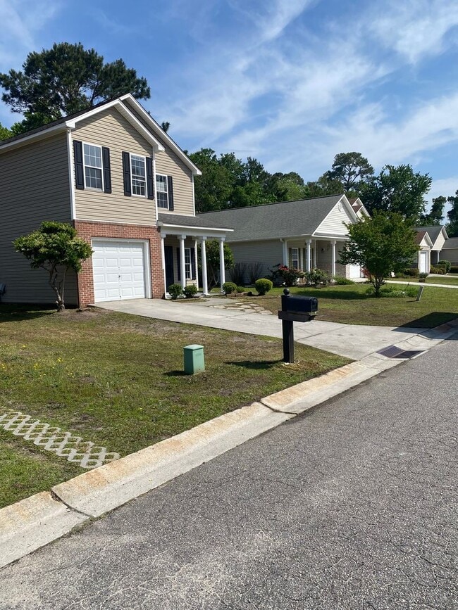Photo - 150 Raye Dr