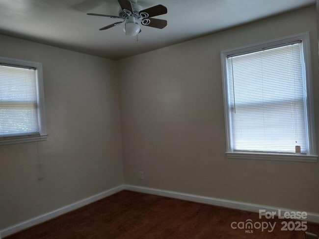 Photo - 322 Hartford Ave