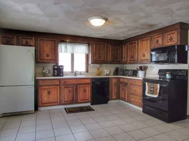 Photo - 27 Westland Ave