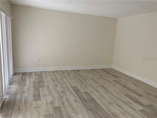 Photo - 4035 S School Ave Unidad D2