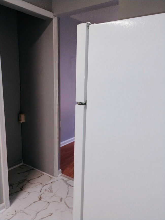 1724 Cedar Lake Dr Unit D