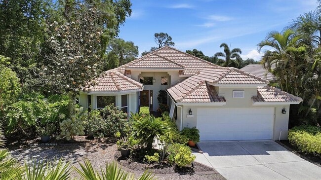 Building Photo - 8009 Hampton Ct