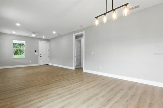 Photo - 7002 N 19th St