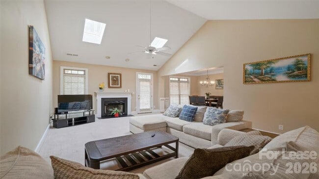 Photo - 2804 Wingfield Pl