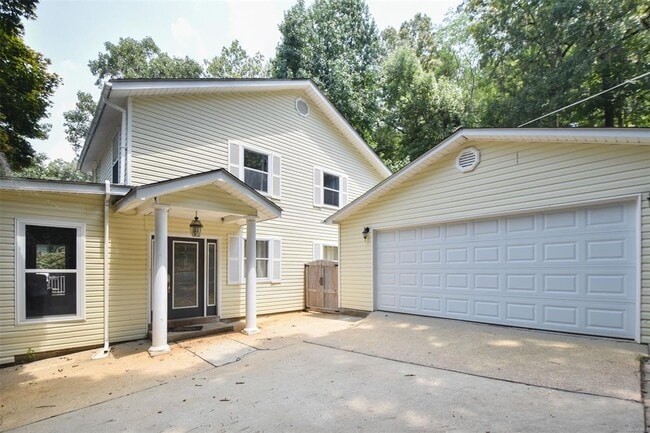 Photo - 555 Shady Acres Rd