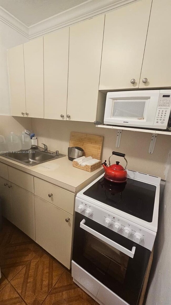 Photo - 4758 W Flagler St Unidad 16 Rental