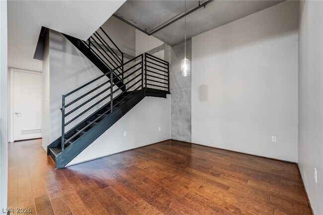 Photo - 353 E Bonneville Ave Unit 161