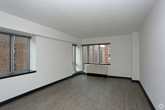 Photo - 153-30 89th Ave