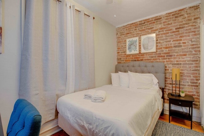 Photo - 286 Cambridge St Unit 1