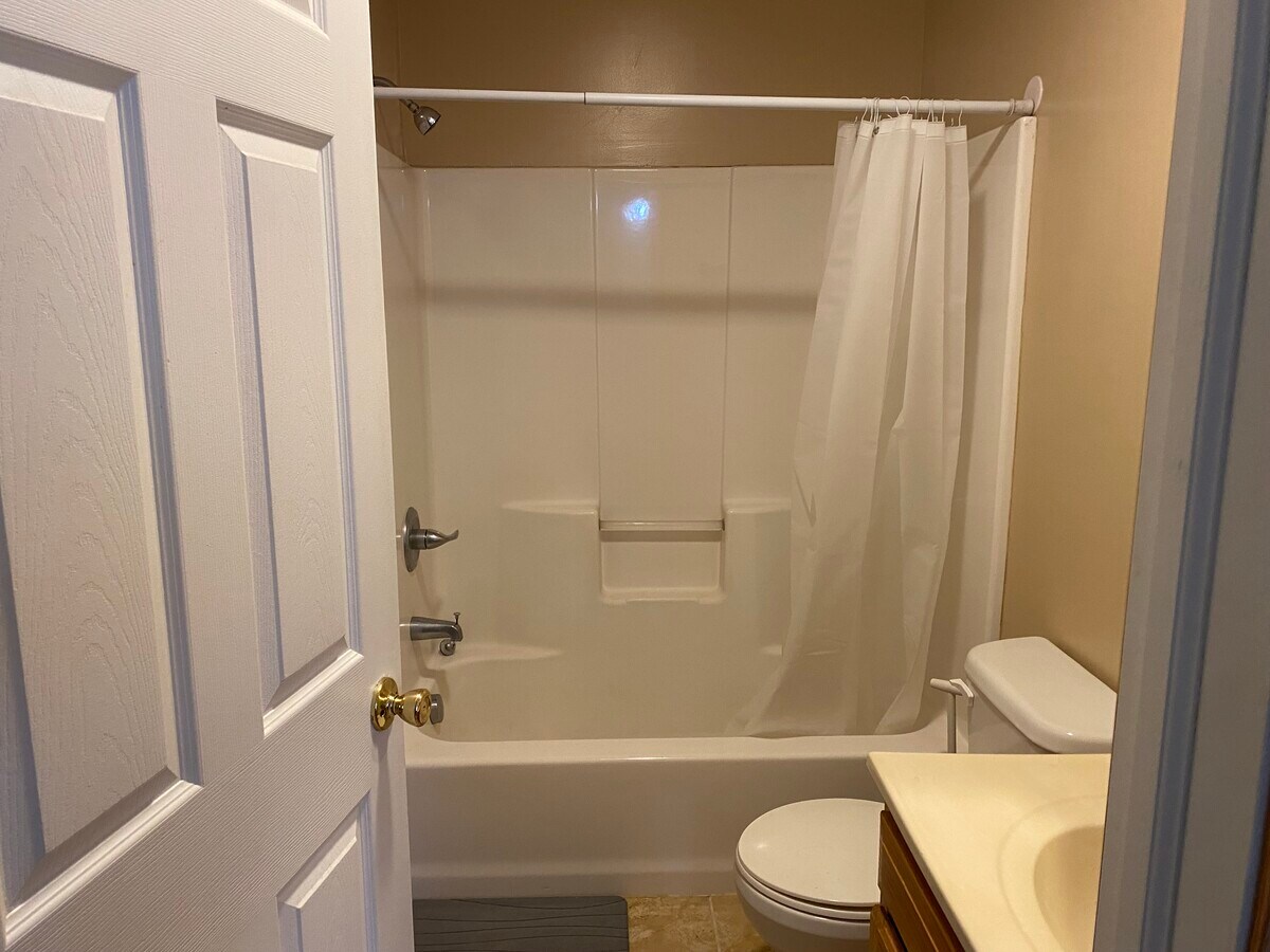 Photo - 104 S Pleasant St Unit 1