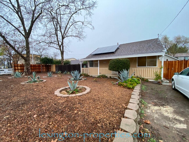 Photo - Beautifully Upgraded, 3BD/1BA Carmichael Home, off Fair Oaks Blvd!