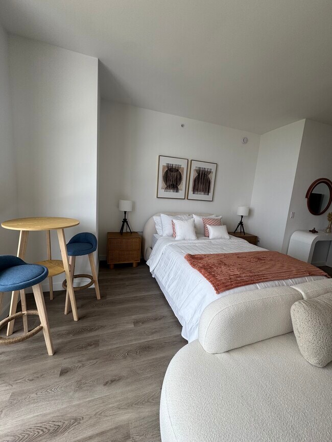 Photo - 1652 NE 2nd Ave Unidad 1622