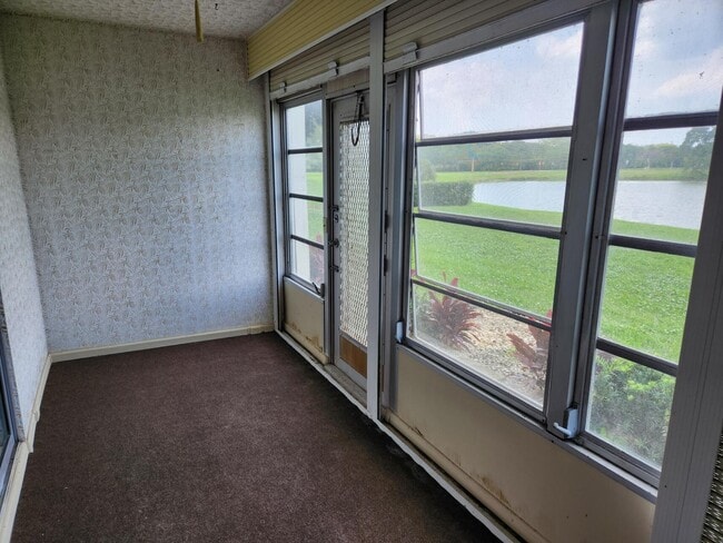 Photo - 1059 Ainslie Dr Unit 1059