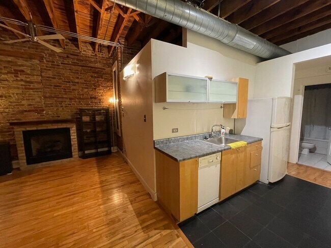 Photo - 2322 W Roosevelt Rd