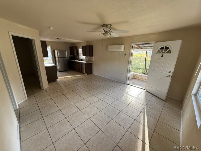 Photo - 3550 Viaduct Ln