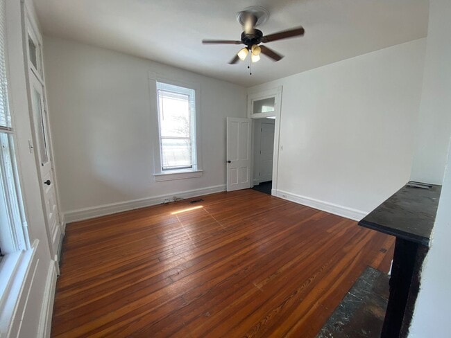 Photo - 451 Warner St Unit 2