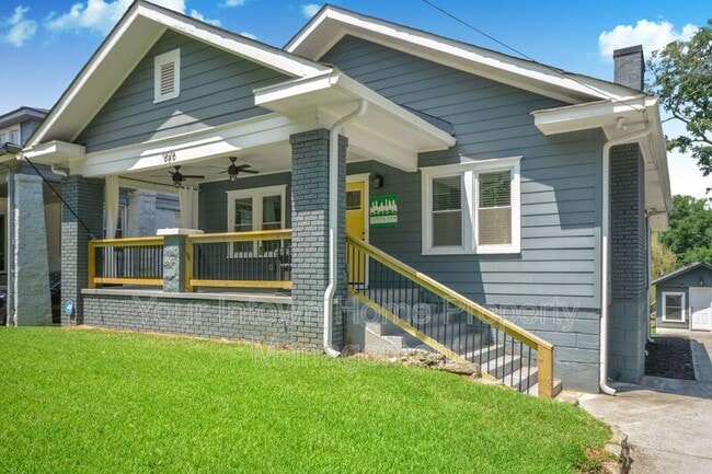 Photo - 959 Dill Ave SW