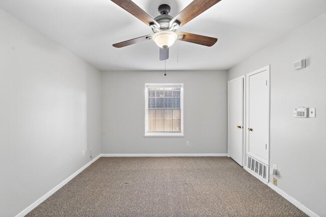 Photo - 9009 Gaylord Dr Unit 36
