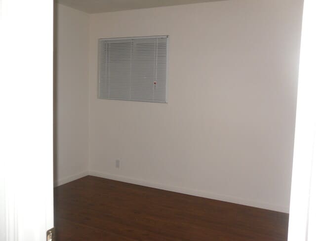 Photo - 1380 Old Stone Way