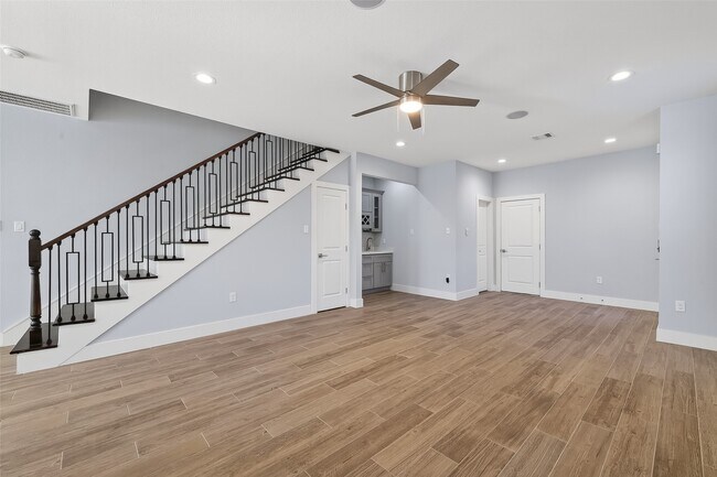 Photo - 10021 Alfred Ln Unit A