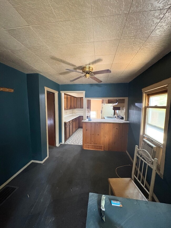 Photo - 1421 Sedgwick St
