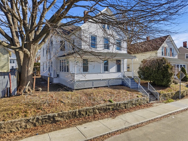 Photo - 159 Connecticut Ave