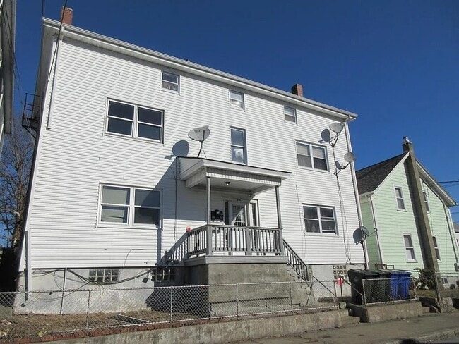 Photo - 840 Dwelly St Unit 2W