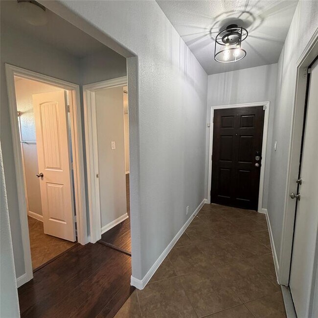 Photo - 1115 Sunny Meadows Loop