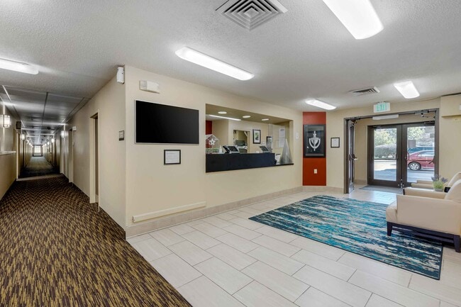 Furnished Studio-St. Louis - St. Peters