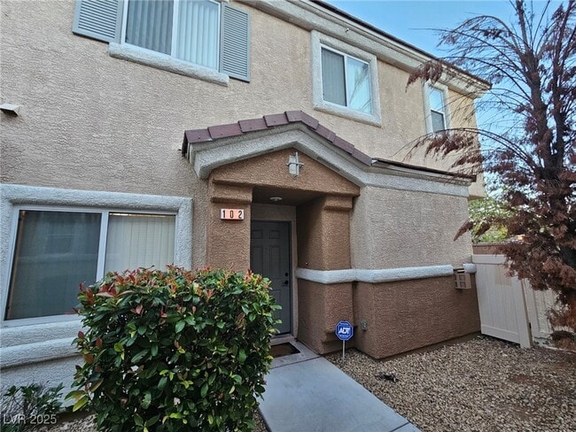 Building Photo - 8685 Traveling Breeze Ave