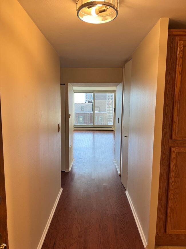 Photo - 6033 N Sheridan Rd Unit 19K