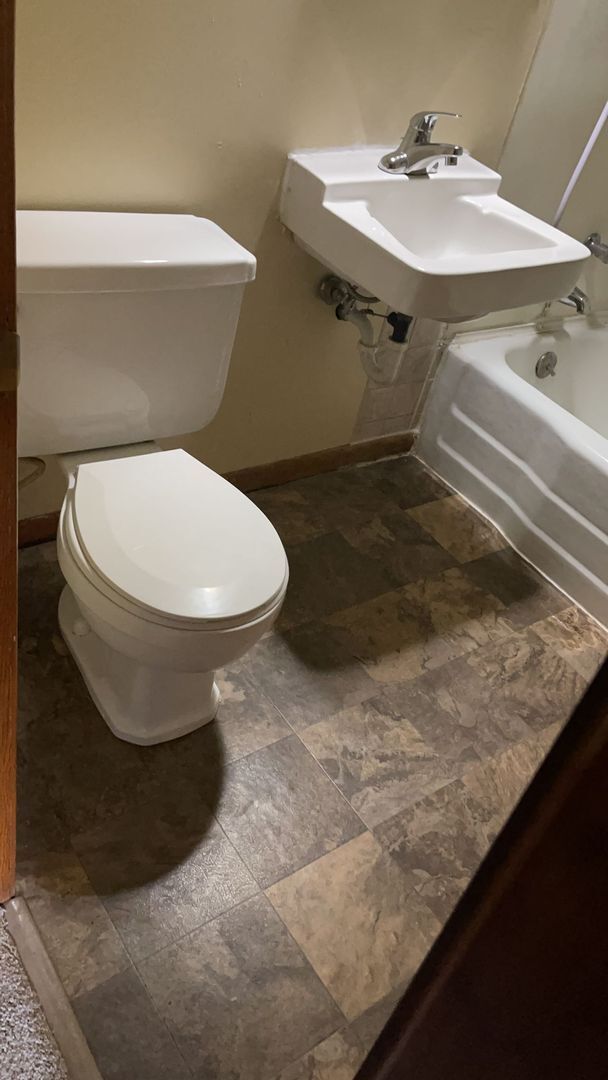 Photo - 731 Forest Unidad 731 A02