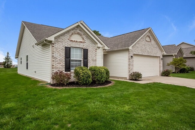 Photo - 152 Heartwood Hill