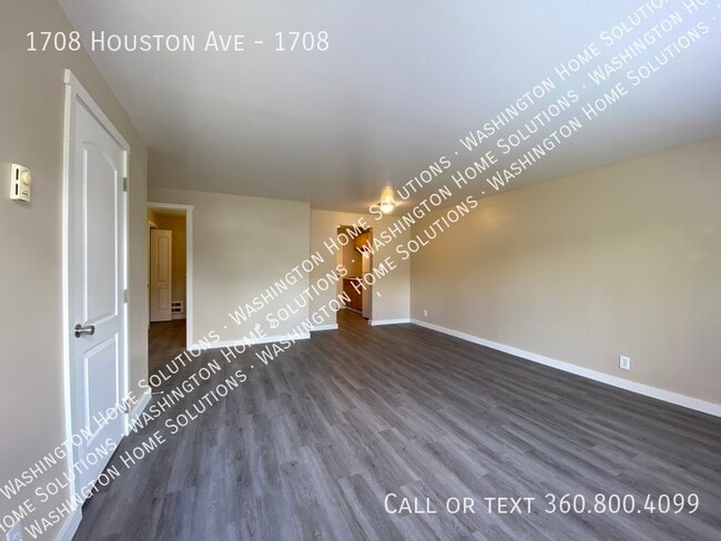 Photo - 1708 Houston Ave Unit 1708