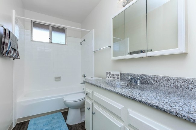 Photo - La Ramada Apartment Homes