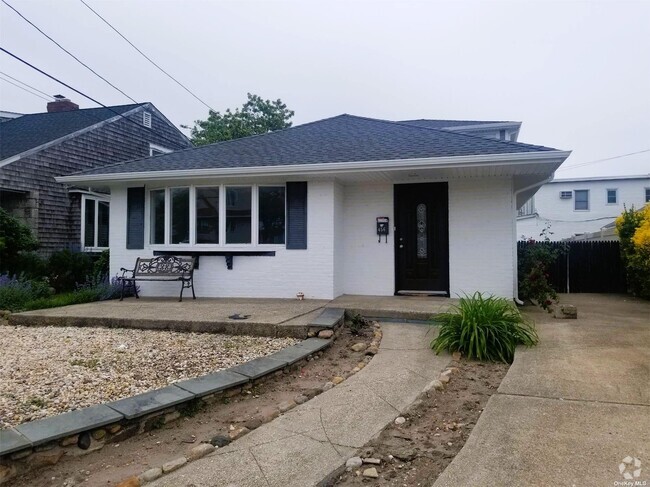 Building Photo - 456 Lincoln Blvd Rental