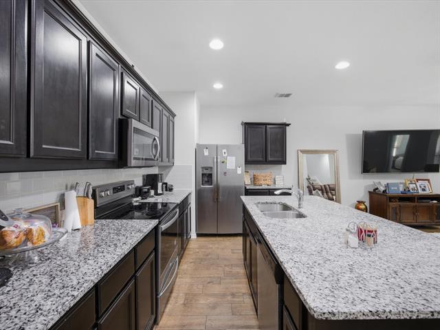 420 Milverton Dr