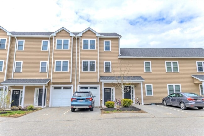 Building Photo - 7 Gorham St Unit 60