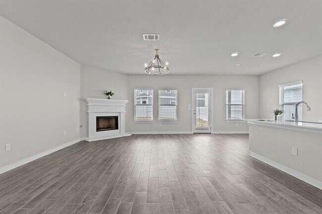 Photo - 228 Appleberry Ln