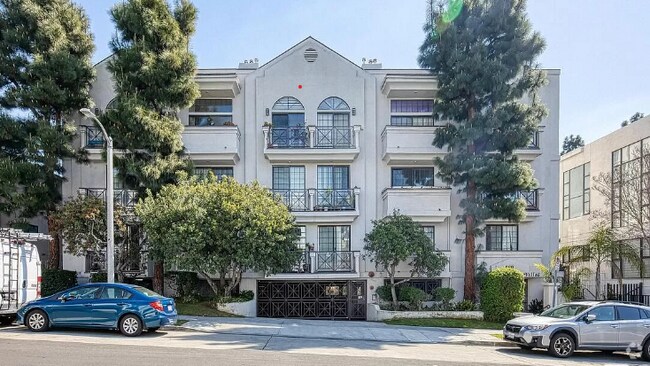 Building Photo - 860 S Lucerne Blvd Unit 101 Rental