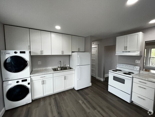 Building Photo - 105 2nd St Unit 2 Rental