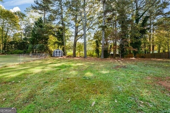 Photo - 689 Concord Rd SW