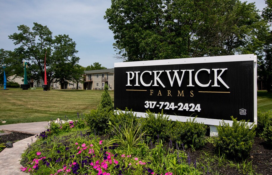 Pickwick Farms Apartments For Rent in Indianapolis, IN
