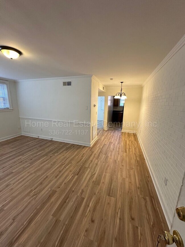 807 W End Blvd Unit C-4