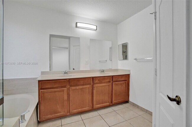 Photo - Northwest 14th Place, Miami Gardens, FL 33169 - 4 BR 3 BA townhouse