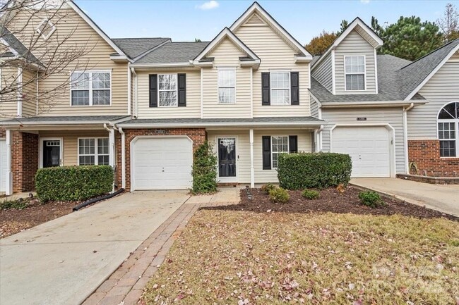 Photo - 1010 Eagles Nest Ln