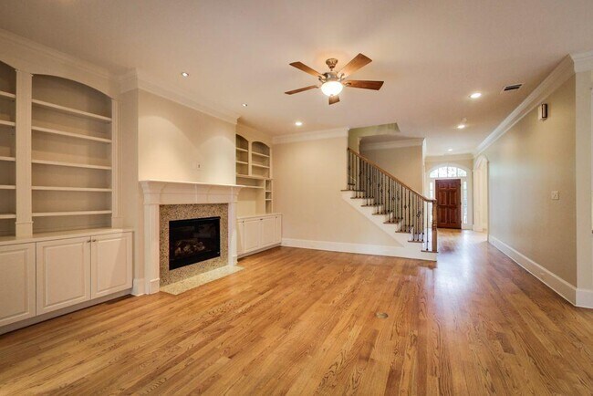 Photo - 4324 Ione St